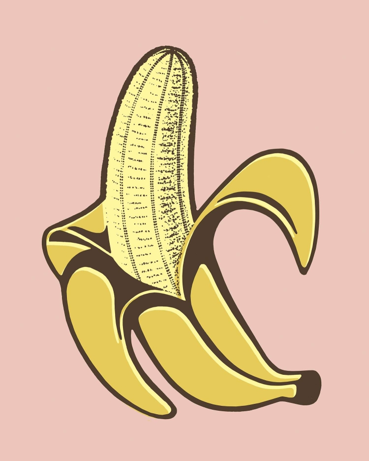 Сует банан в попку