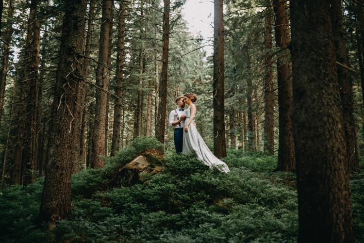 Свадьба летом в лесу