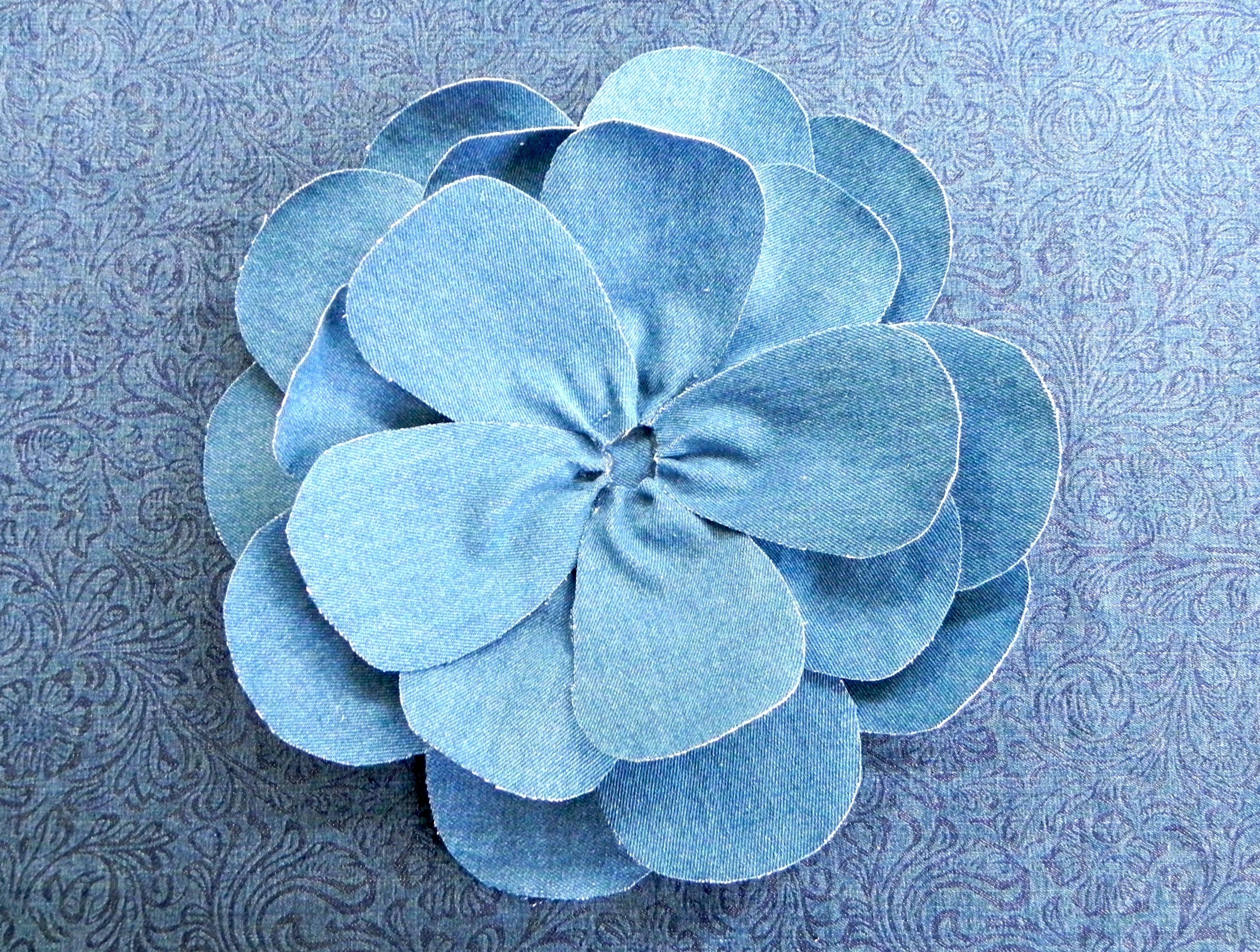 Сказочный цветок из шифона. Мастер-класс с пошаговыми фото
