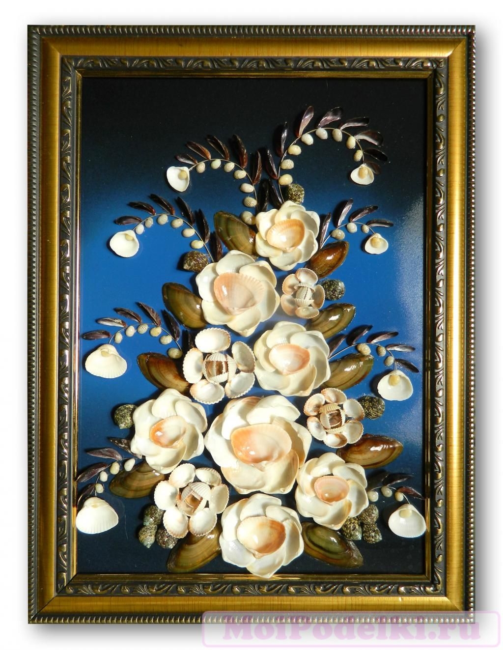 Настенная картина на холсте с изображением морских ракушек и цветов