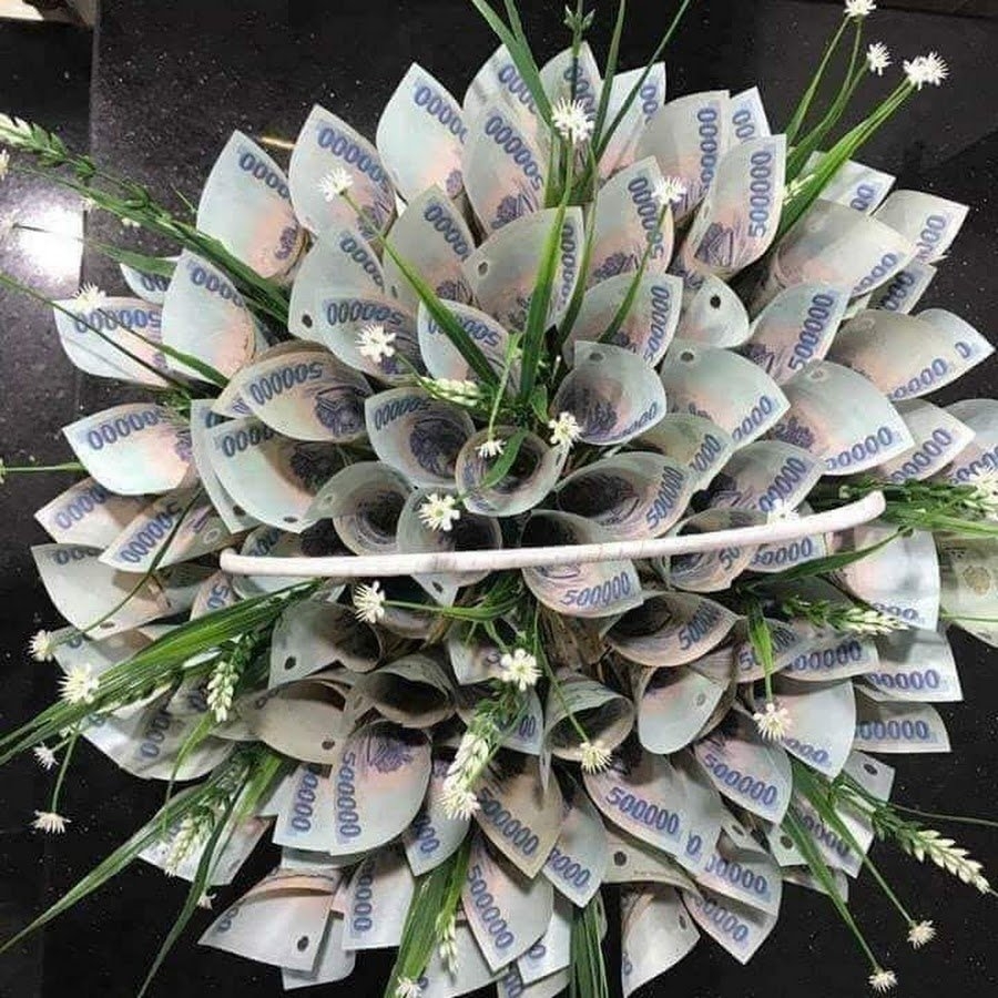 Пошаговое фото как своими руками сделать цветок из бумажных денег