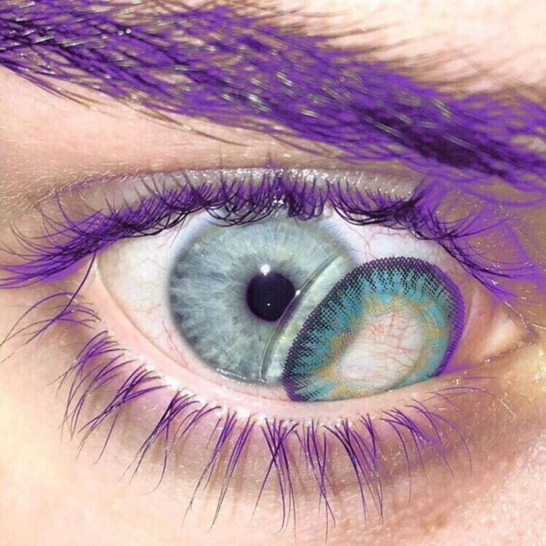 Включи картинку глаза. Красивые глаза. Красивые фиолетовые глаза. Голубо фиолетовые глаза. Голубо сиреневые глаза.