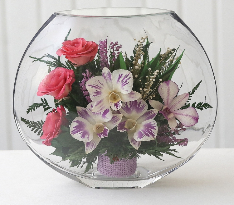 Композиция из розовых роз и белых орхидей в круглой вазе 15,5х18,5 см, NFP