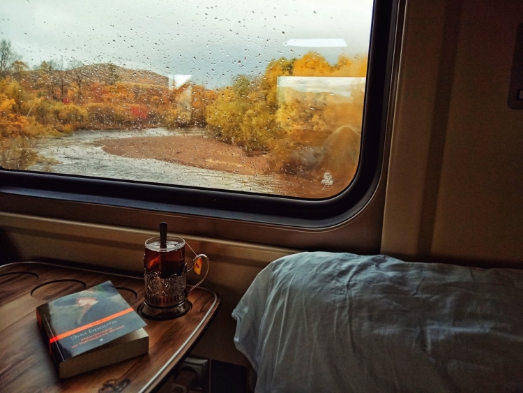Осень за окном поезда
