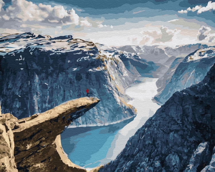 Живописные норвежские заливы со скалами