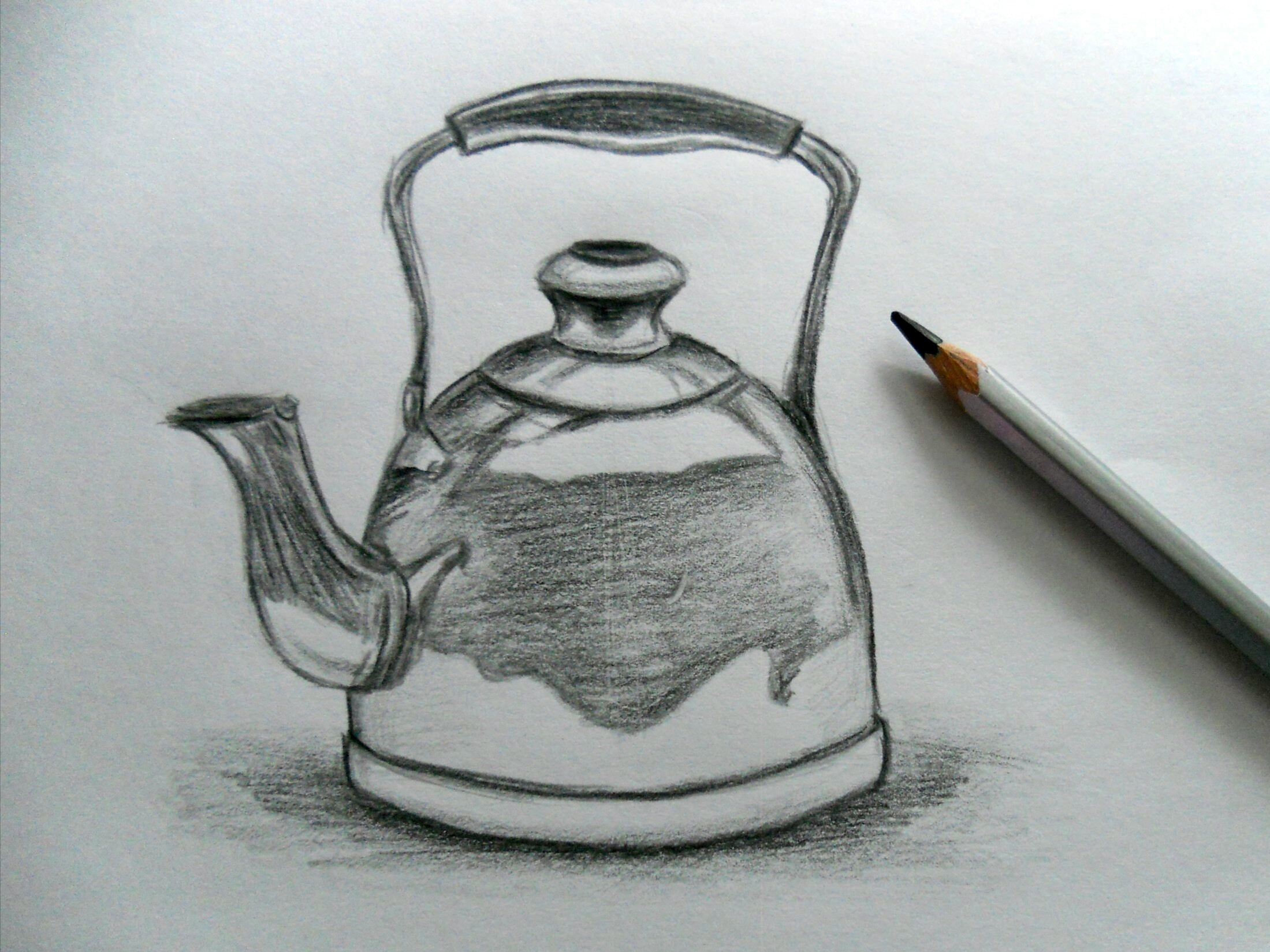 Изобразить предмет быта. Чайник карандашом. Рисование для чайников. Чайник рисунок карандашом. Металлический чайник карандашом.