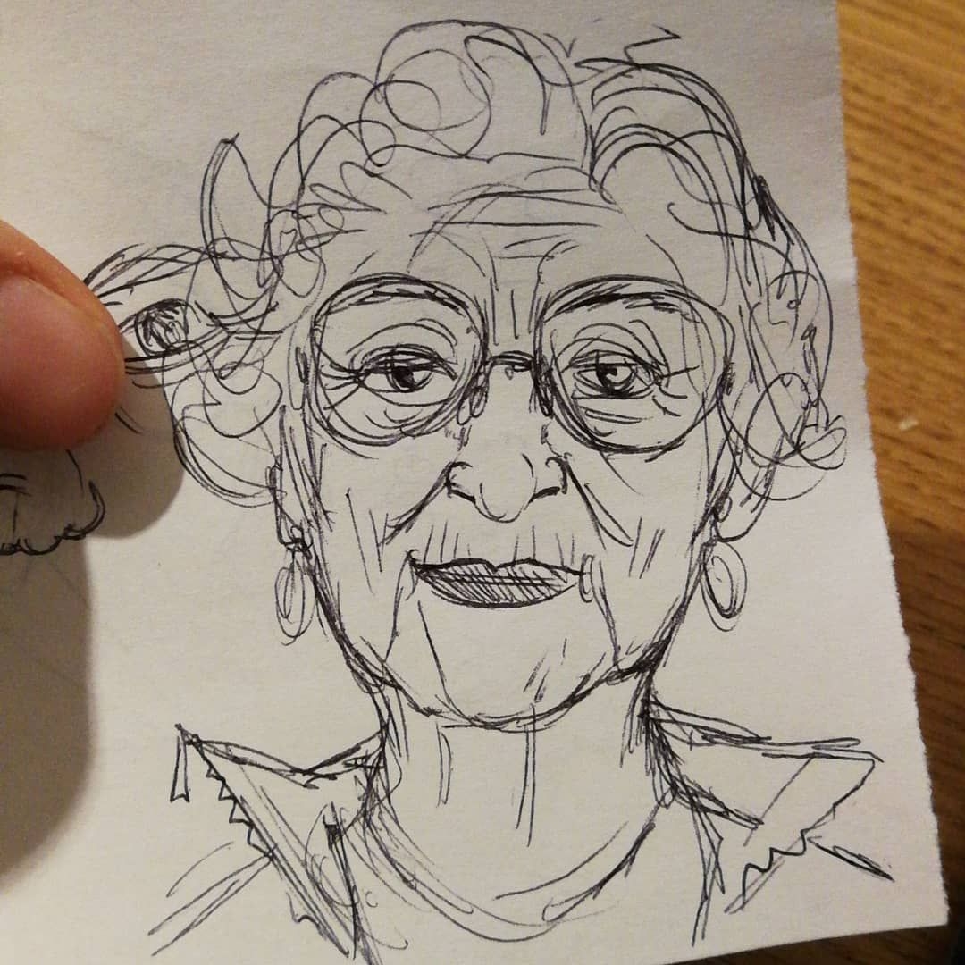 Бабушку поэтапно. Бабушка рисунок карандашом. Бабушка скетч. Портрет бабушки карандашом. Старушка рисунок карандашом.