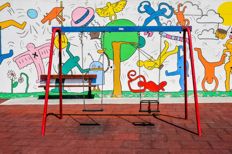 Нарисованная детская площадка