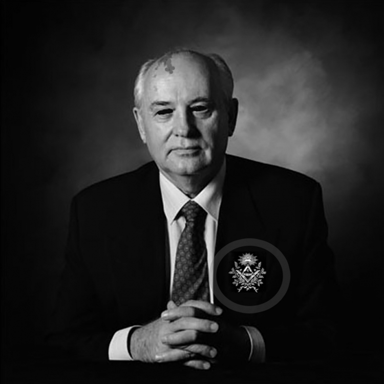 Горбачев портрет