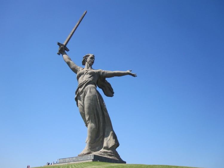Памятник Матушка Русь Волгоград