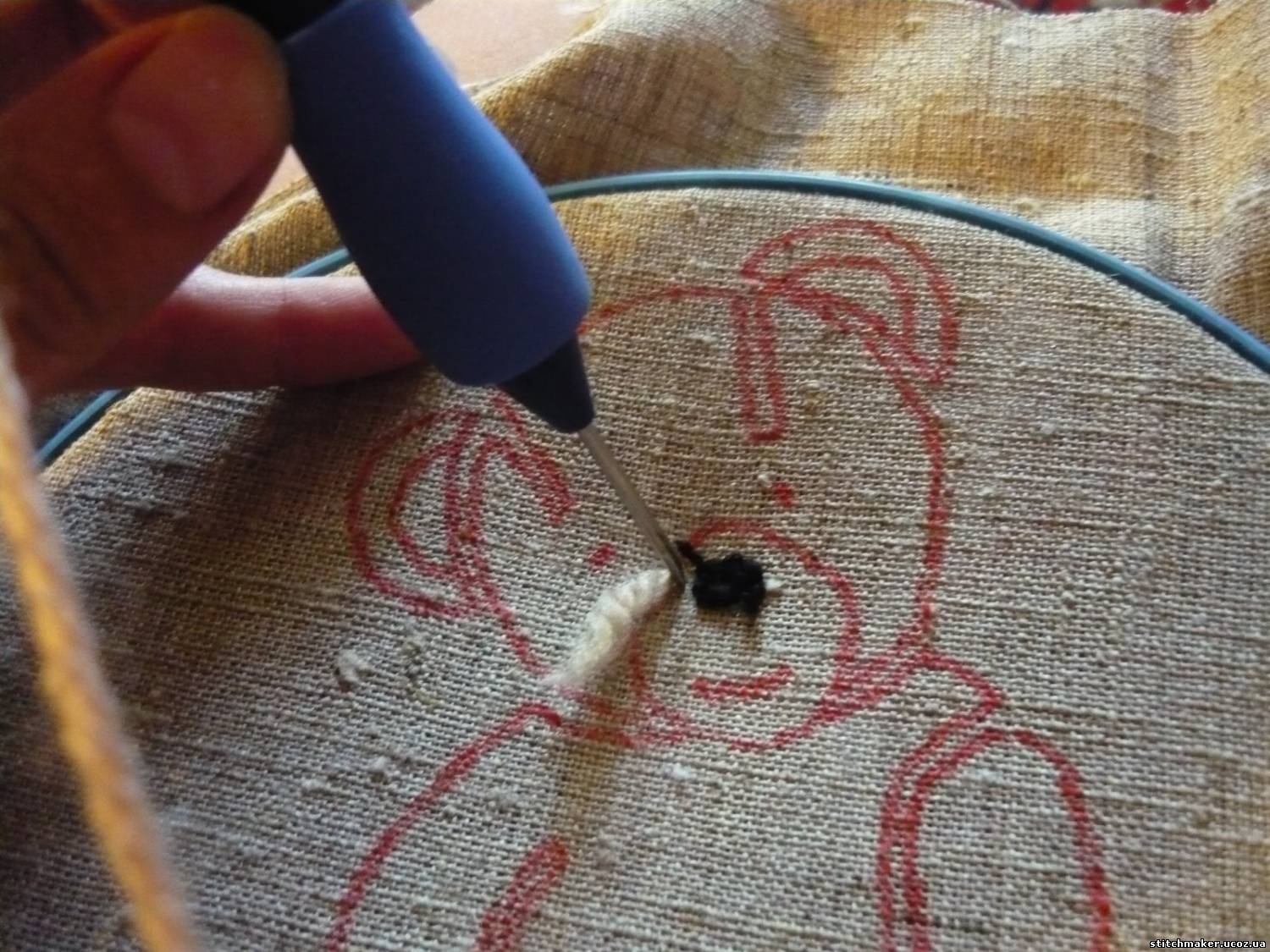 Что можно делать иглой. Набивная ковровая игла ( техника Punch Needle). Вышивка в ковровой технике. Ковровая техника вышивания для начинающих. Ковровая вышивка иглой для начинающих.