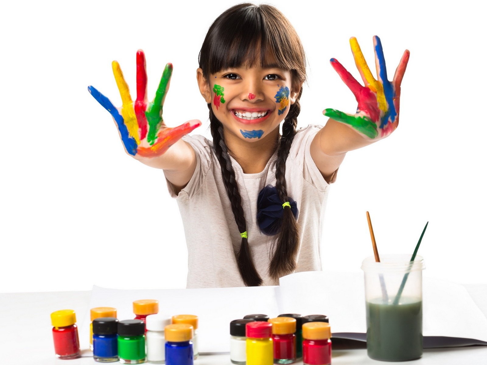 Рисуем руками с детьми