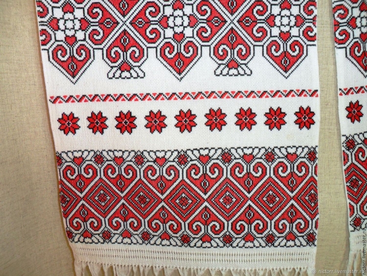 Русские узорные полотенца