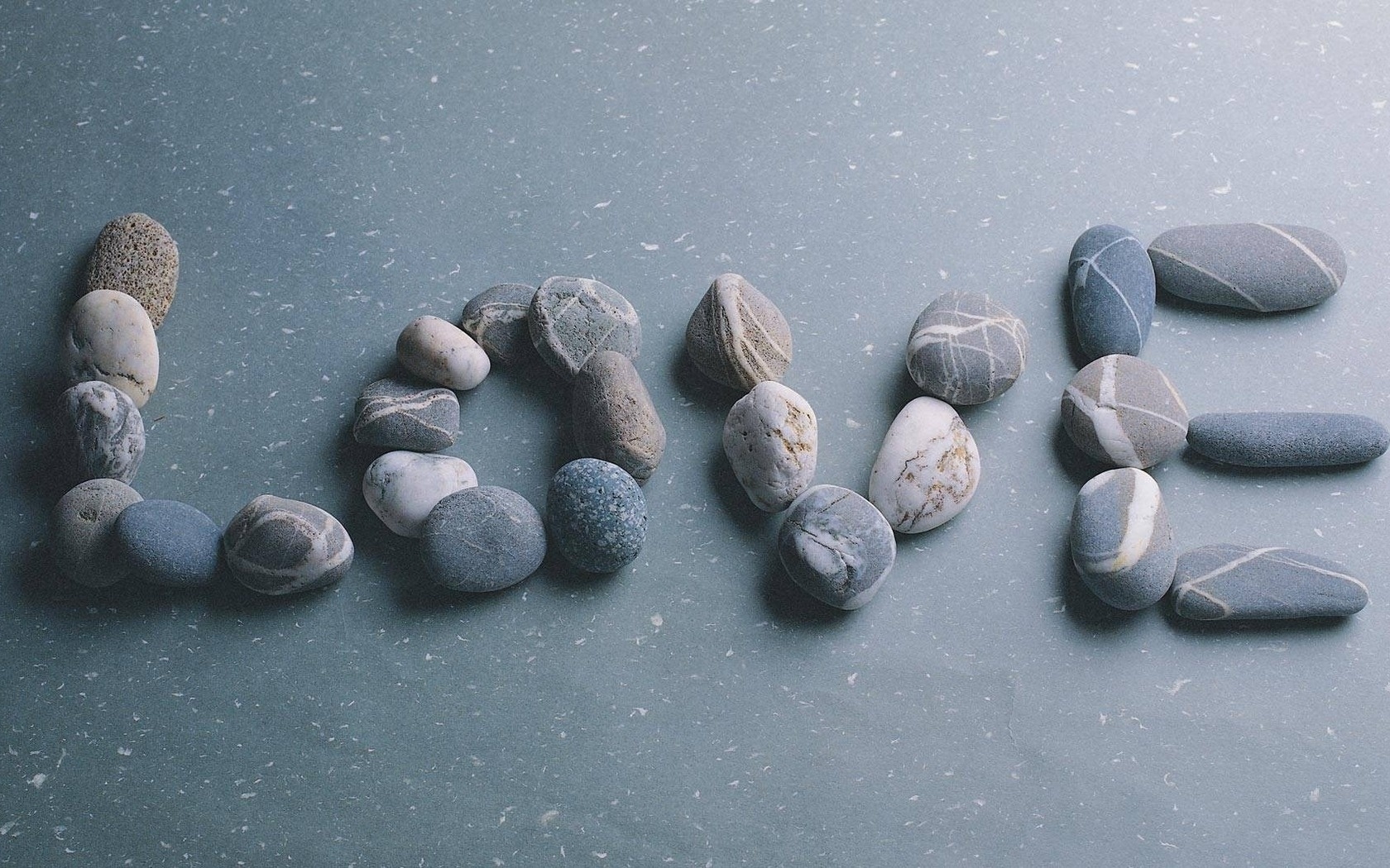 Публикация «Поделки из камней, С детьми на пляже,» размещена в разделах