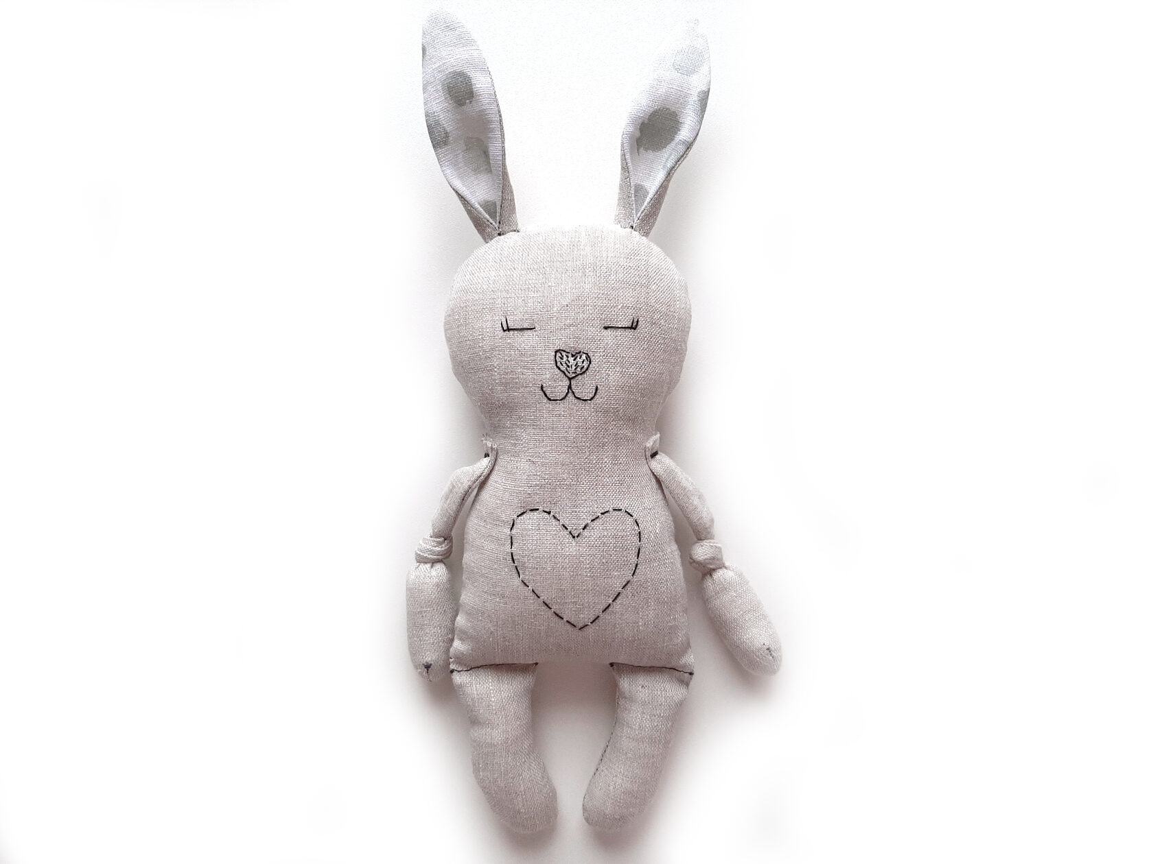 Rabbit doll. Зайка из ткани. Мягкая игрушка Зайка своими руками. Заяц из ткани. Сшить игрушку зайца.