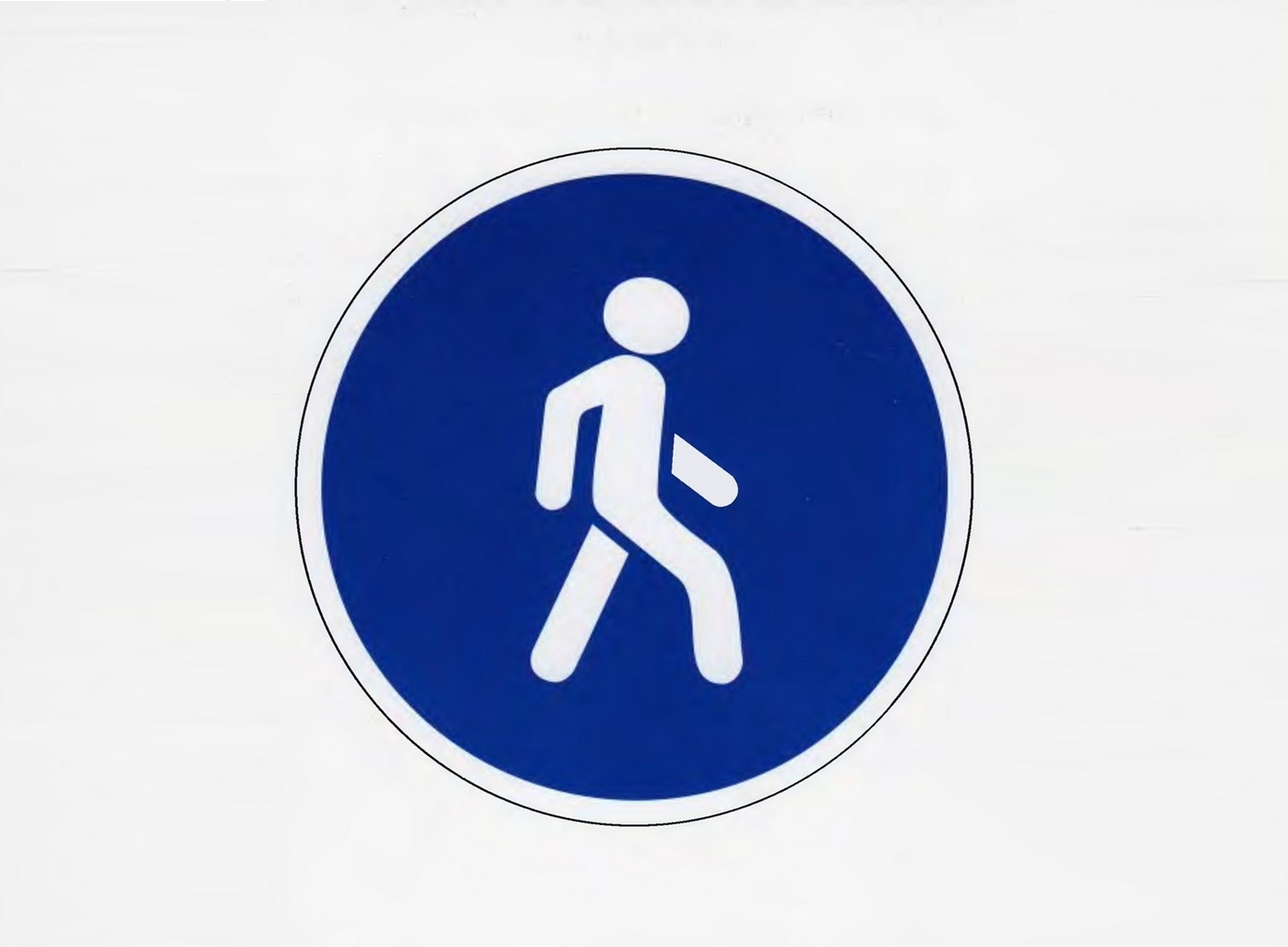 Дорожный знак пешеходный переход