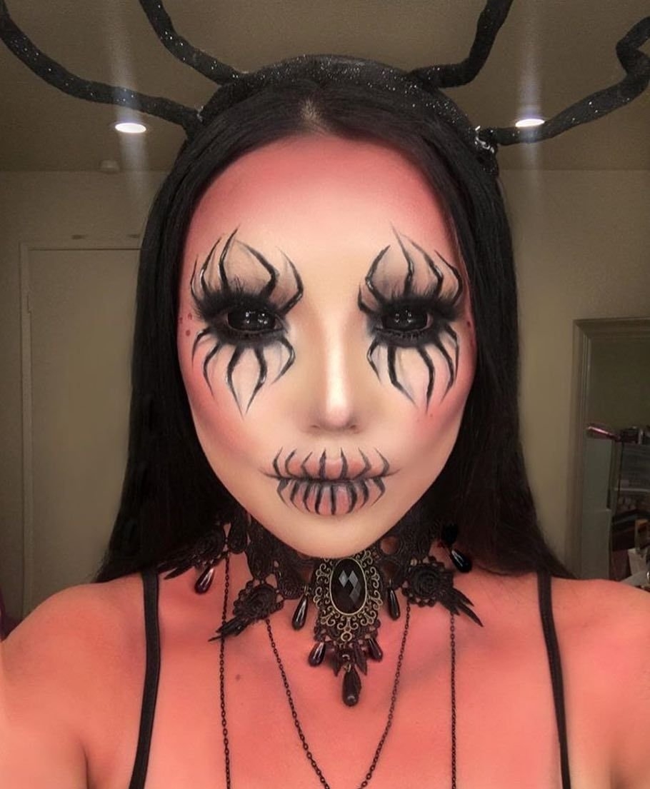 Малефисента или пиковая королева: как раскрасить лицо на Хеллоуин