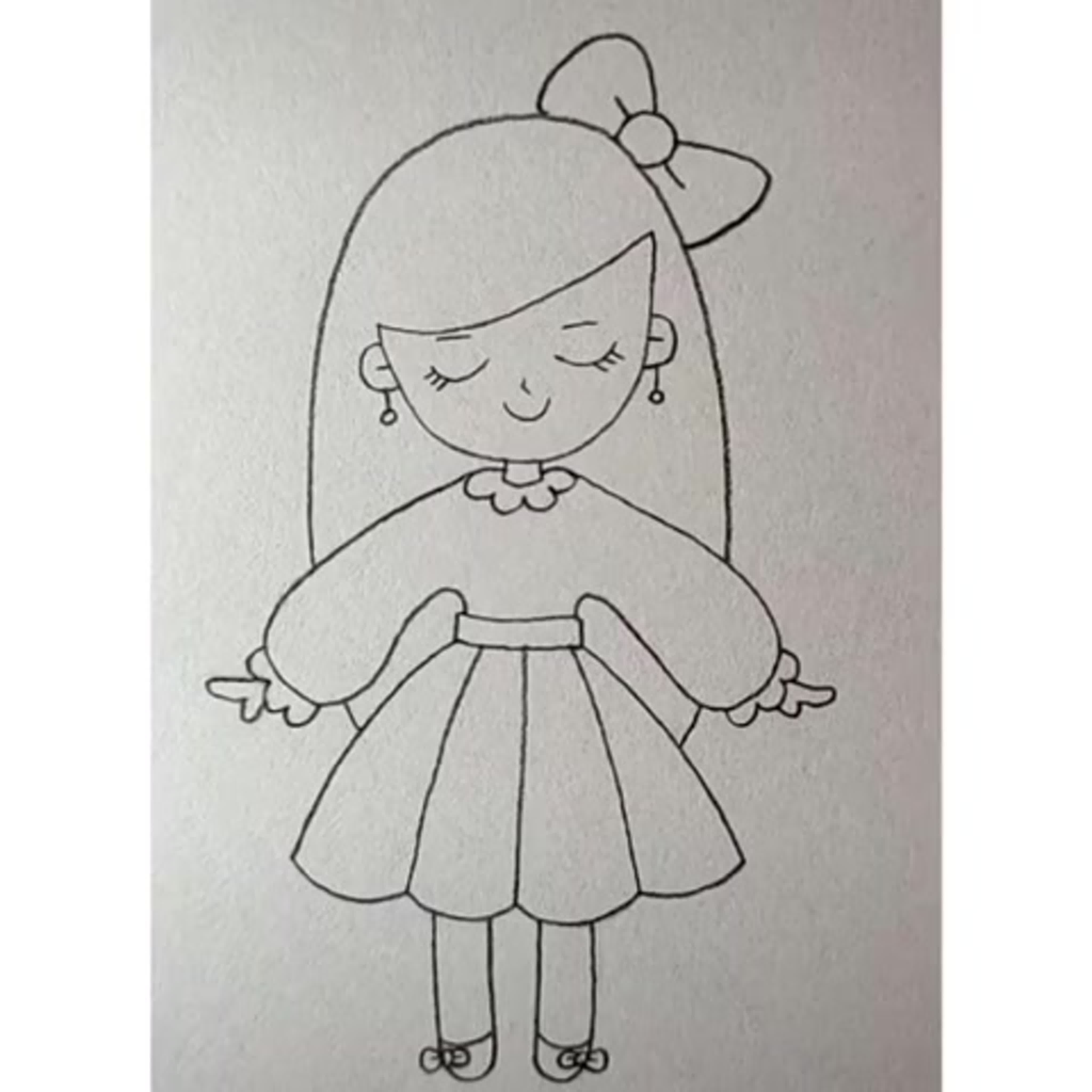 Девочка сделала нарисовать. Рисунки для девочек. Рисунки для девочек легкие. Рисунок девочки карандашом для детей. Срисовки девочек для детей.